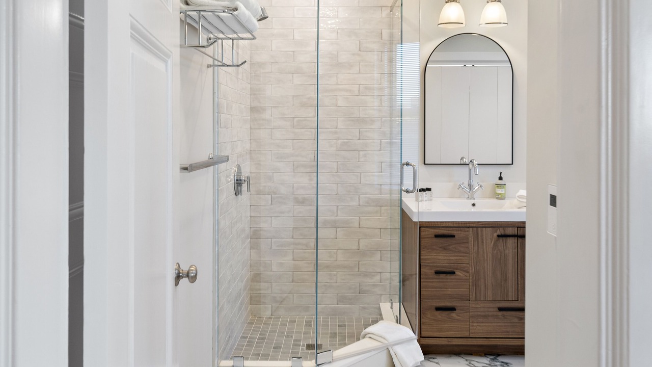 Photo of Bathroom in Fenway–Kenmore