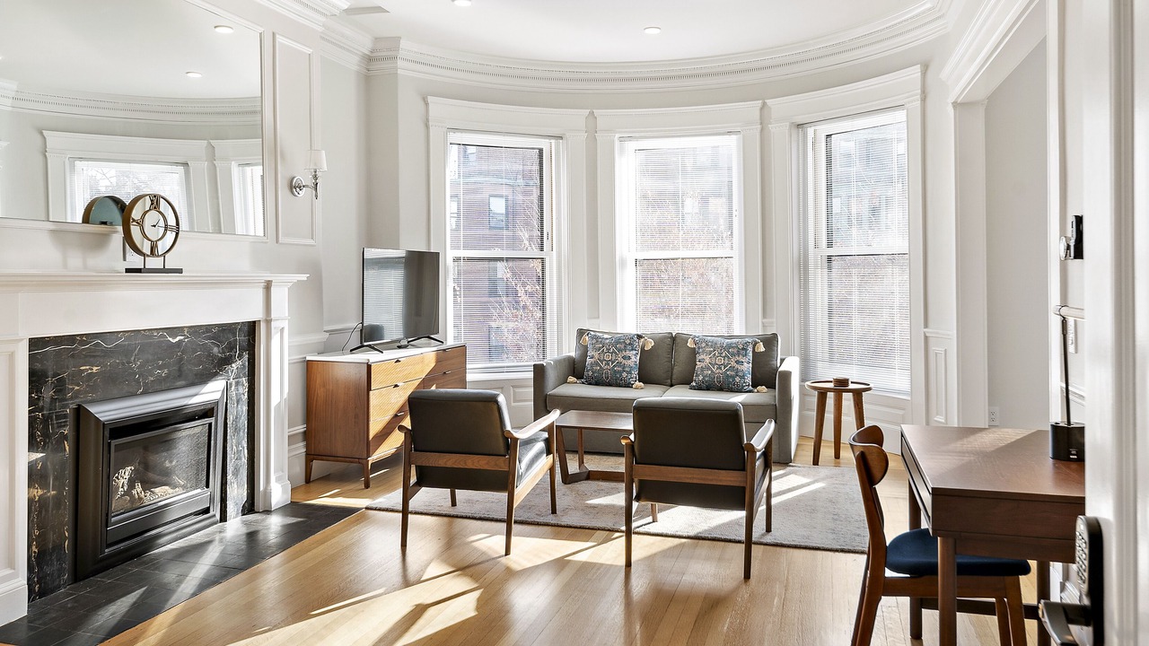 Photo of Livingroom in Fenway–Kenmore