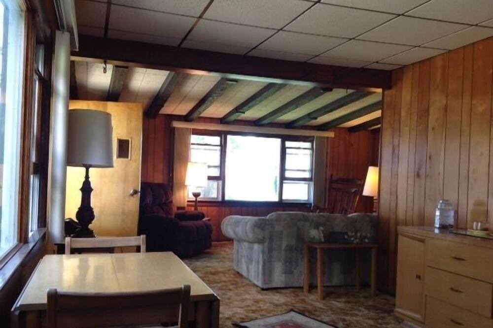 Photo of Bedroom in Lexington