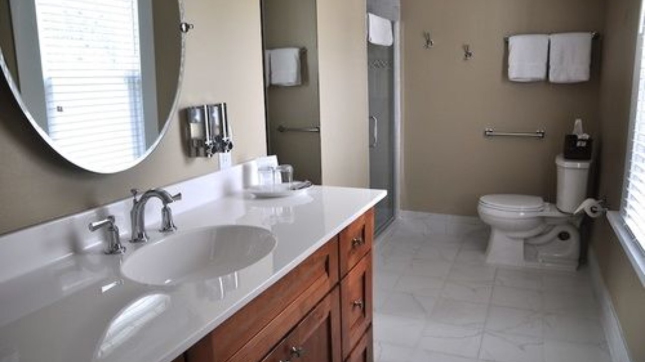 Photo of Bathroom in Green Lake