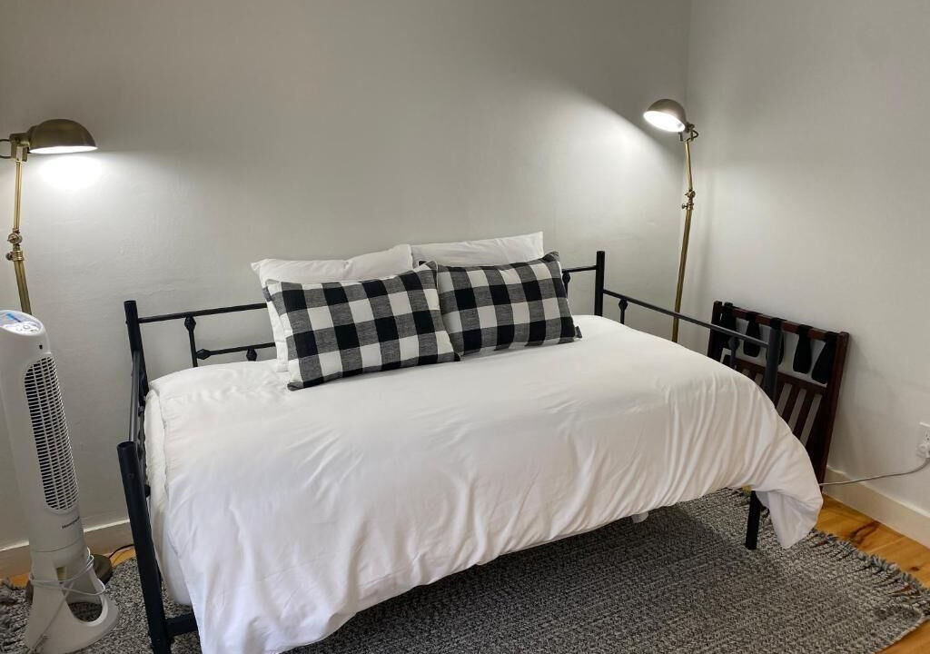Photo of Bedroom in Herricks