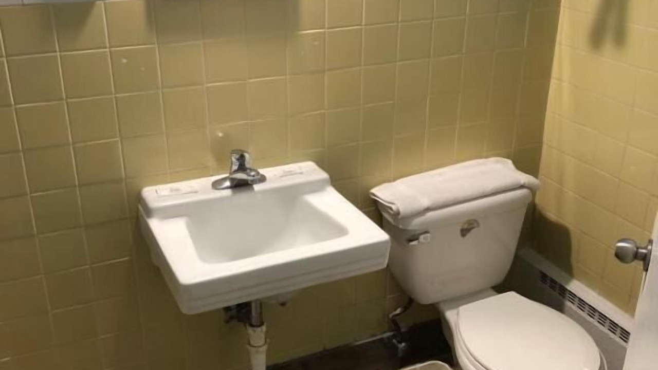 Photo of Bathroom in Buechel