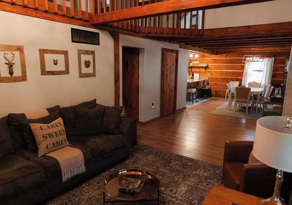 Photo of Livingroom in Rockbridge