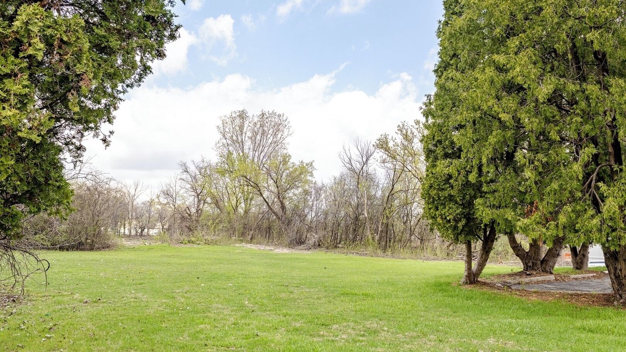 Photo of Others in Riverview