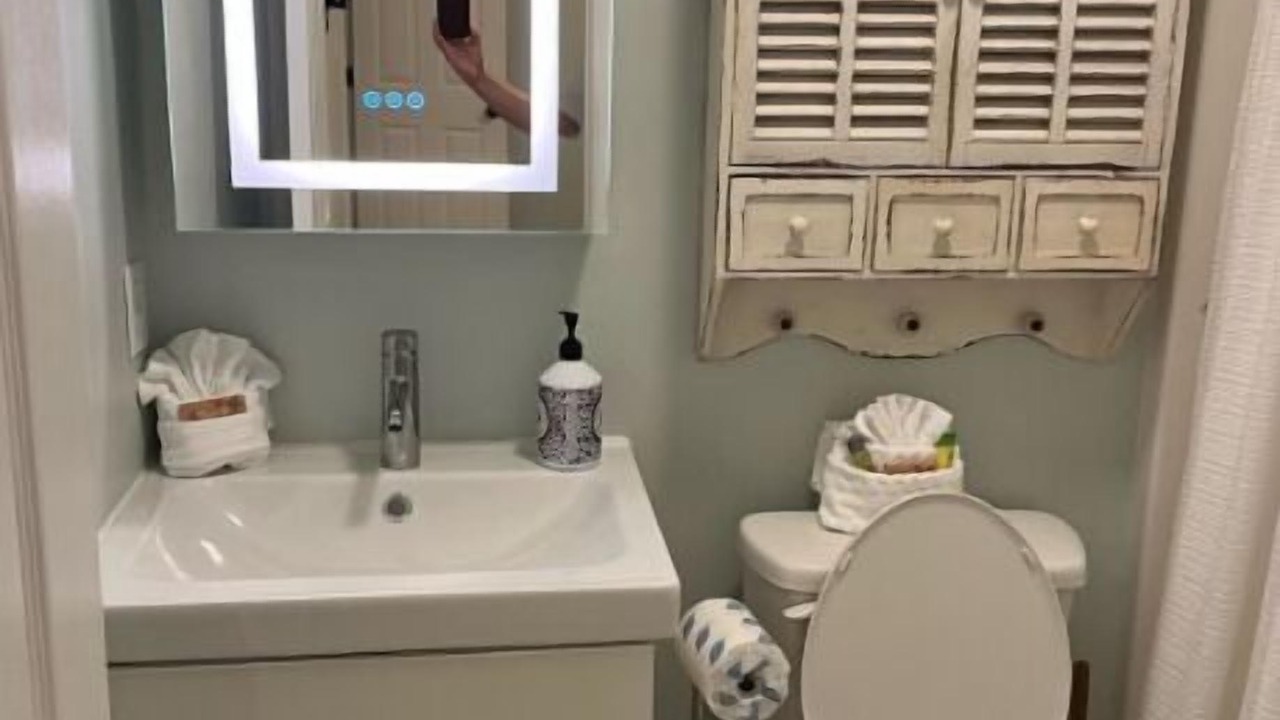 Photo of Bathroom in Seagrove Beach