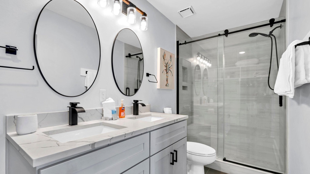 Photo of Bathroom in Seagrove Beach