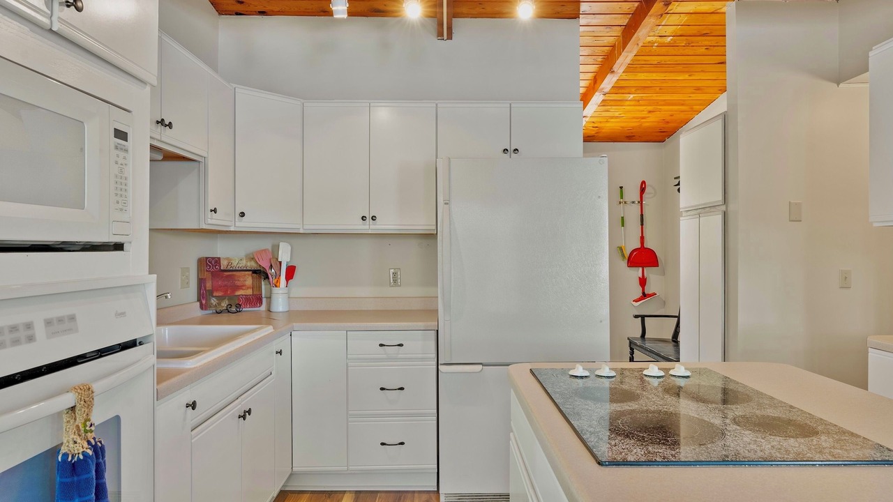 Photo of Kitchen in Crosslake