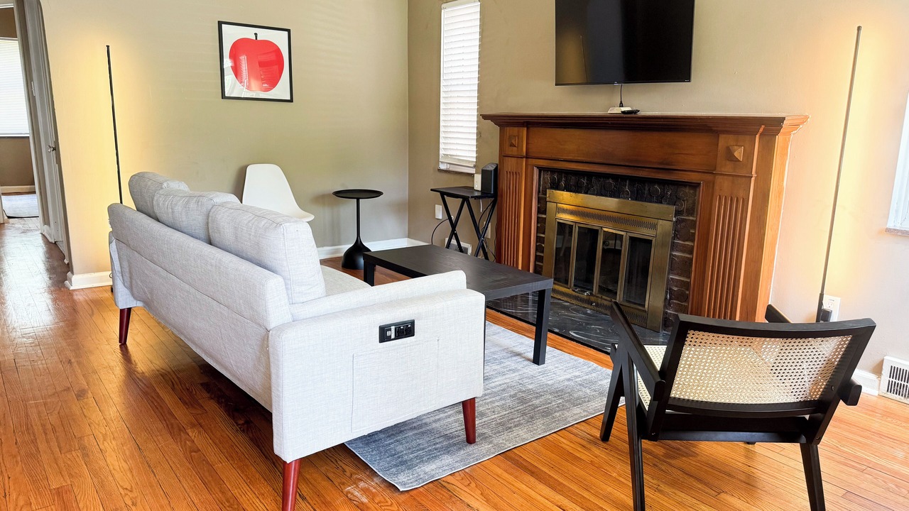 Photo of Livingroom in Detroit