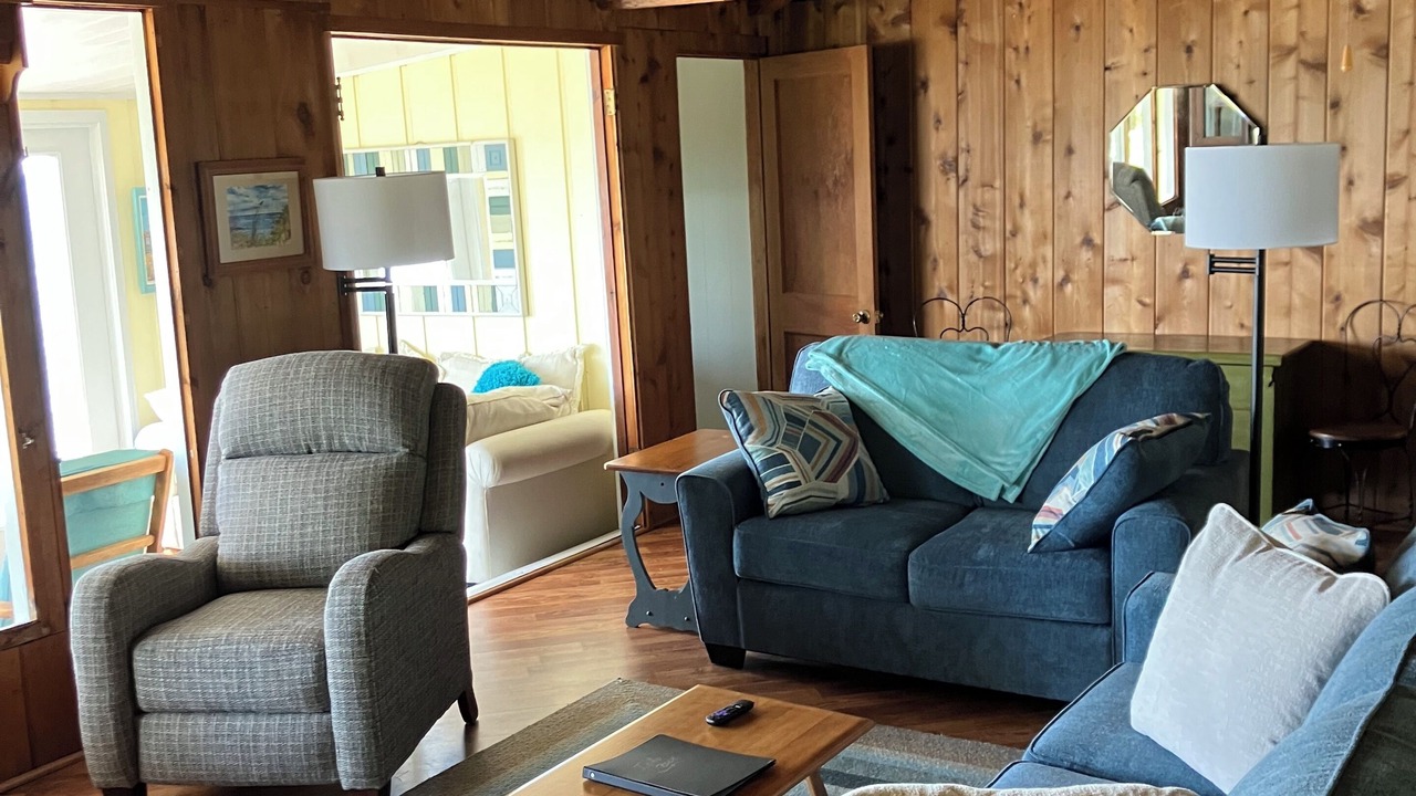 Photo of Livingroom in Long Lake
