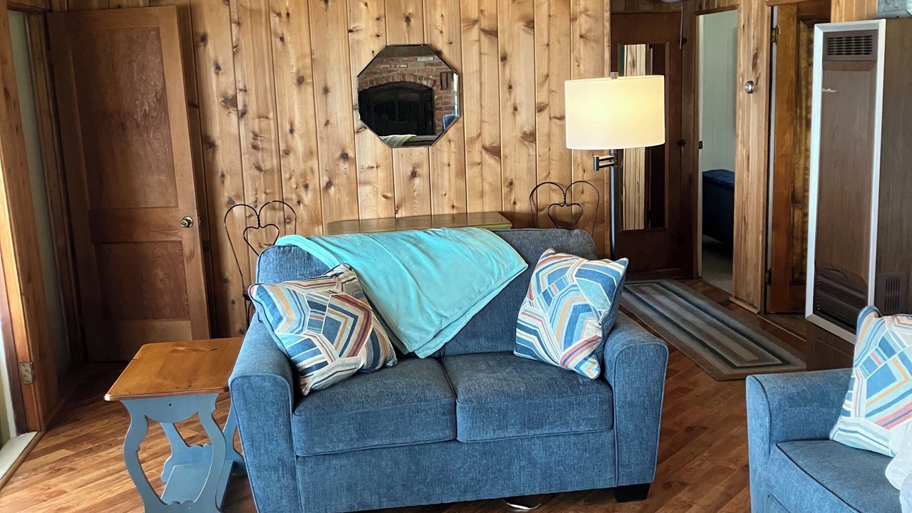 Photo of Livingroom in Long Lake