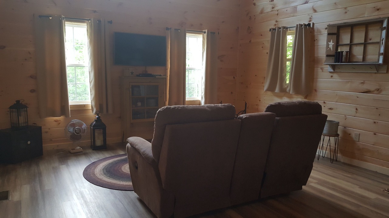 Photo of Livingroom in Nelsonville