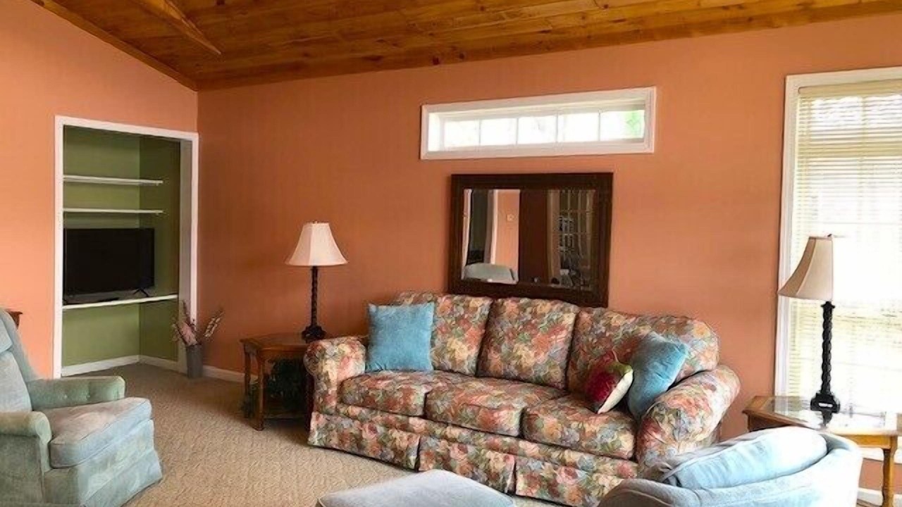 Photo of Livingroom in Baldwin