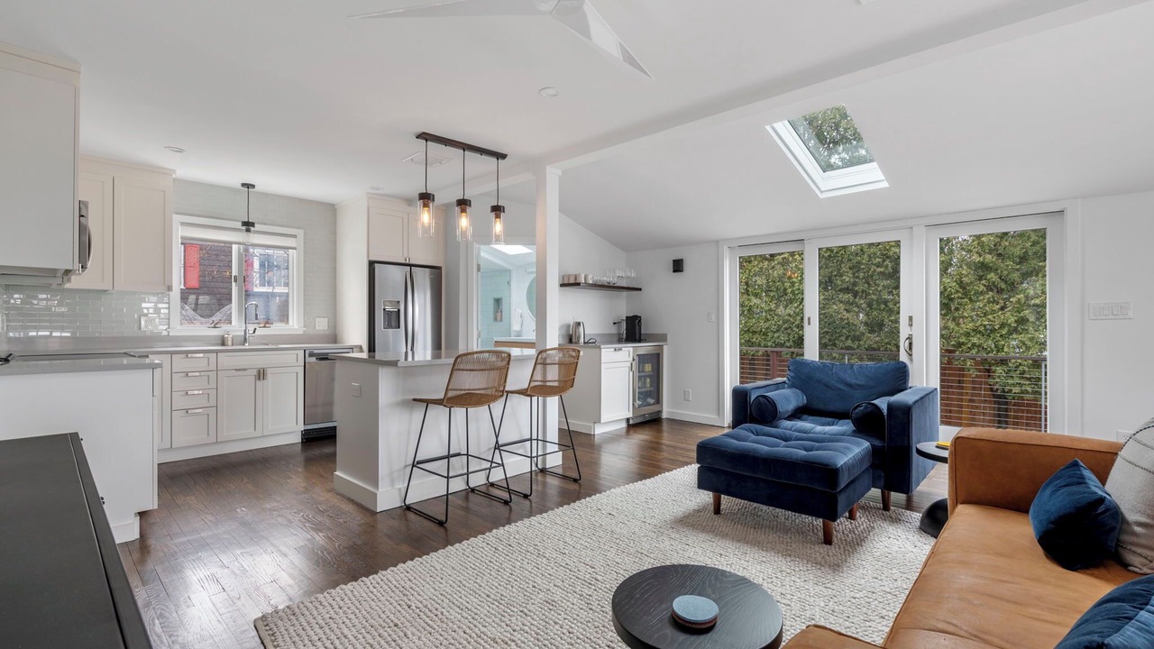 Photo of Livingroom in Marblehead