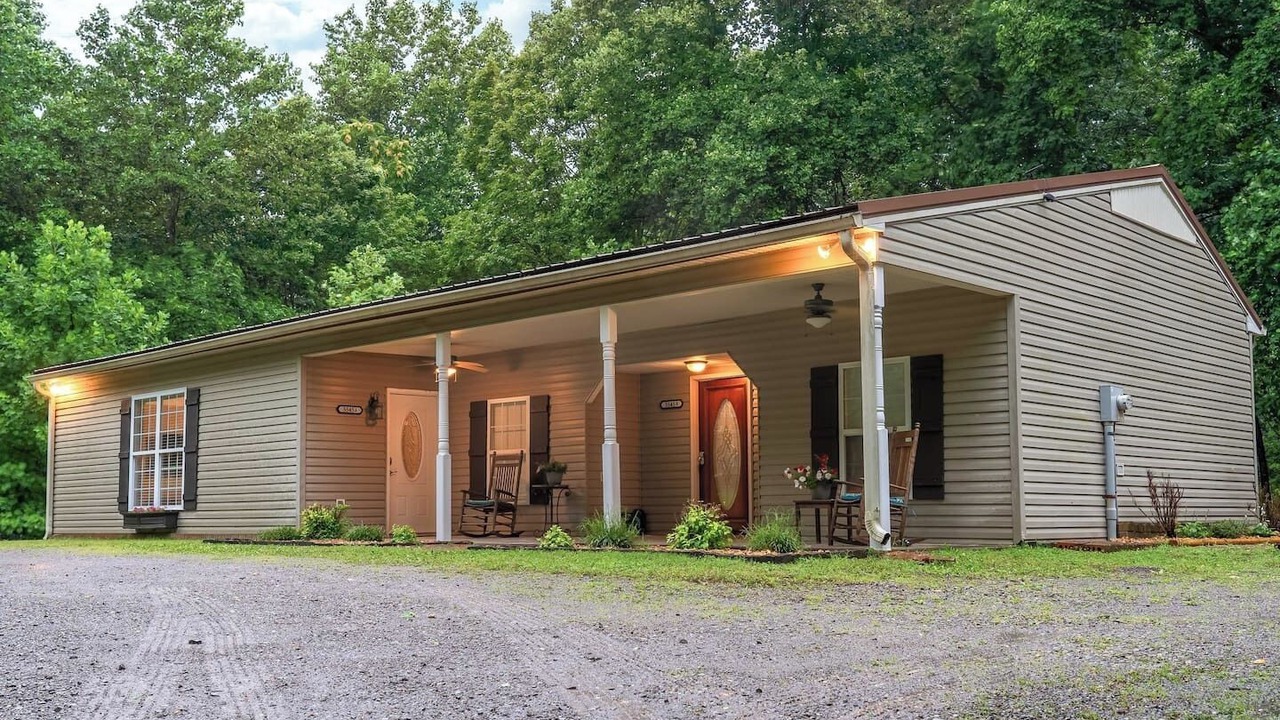 Photo of Outdoor in Hendersonville