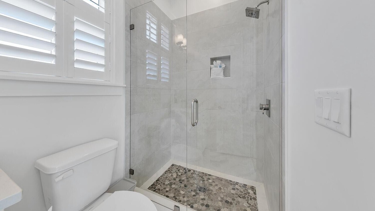 Photo of Bathroom in Gulf Mist