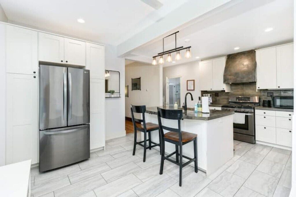 Photo of Kitchen in Summit - University