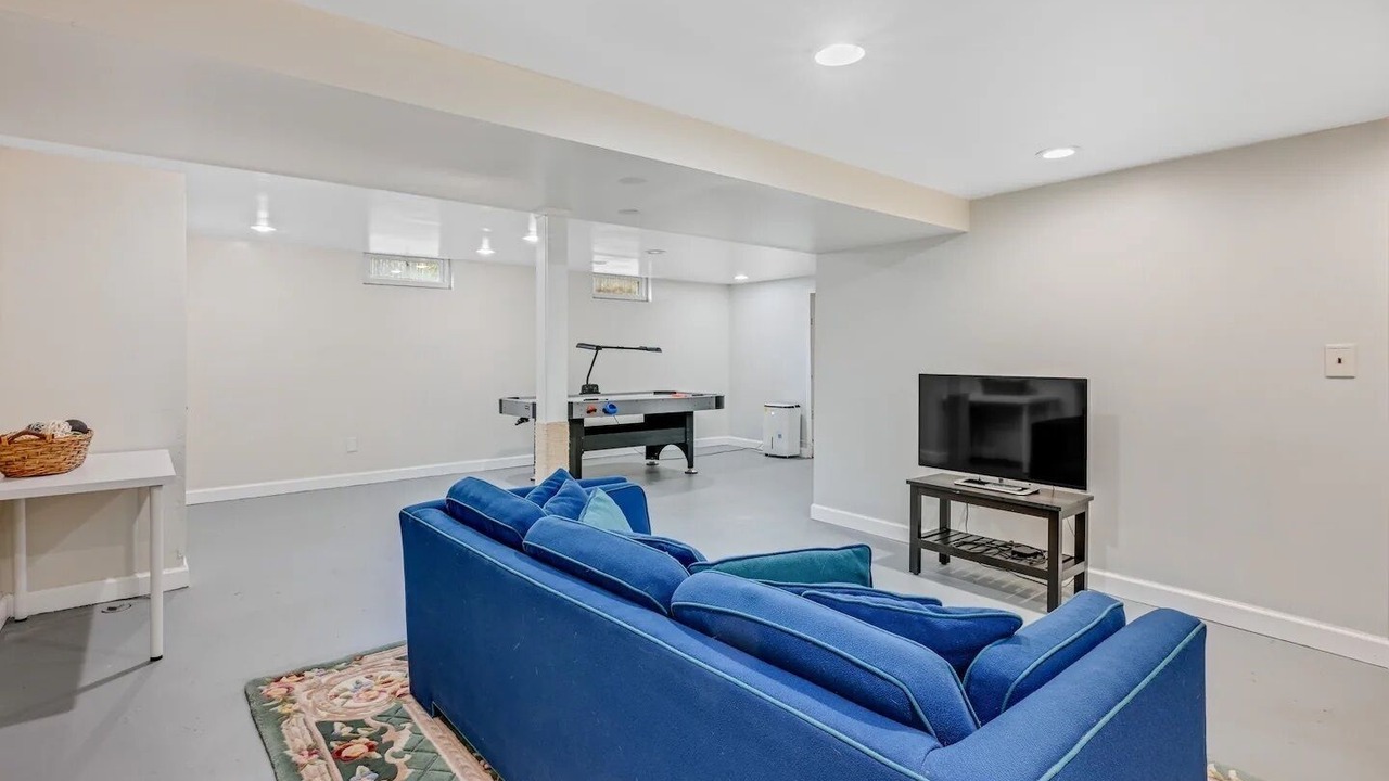 Photo of Livingroom in Ypsilanti