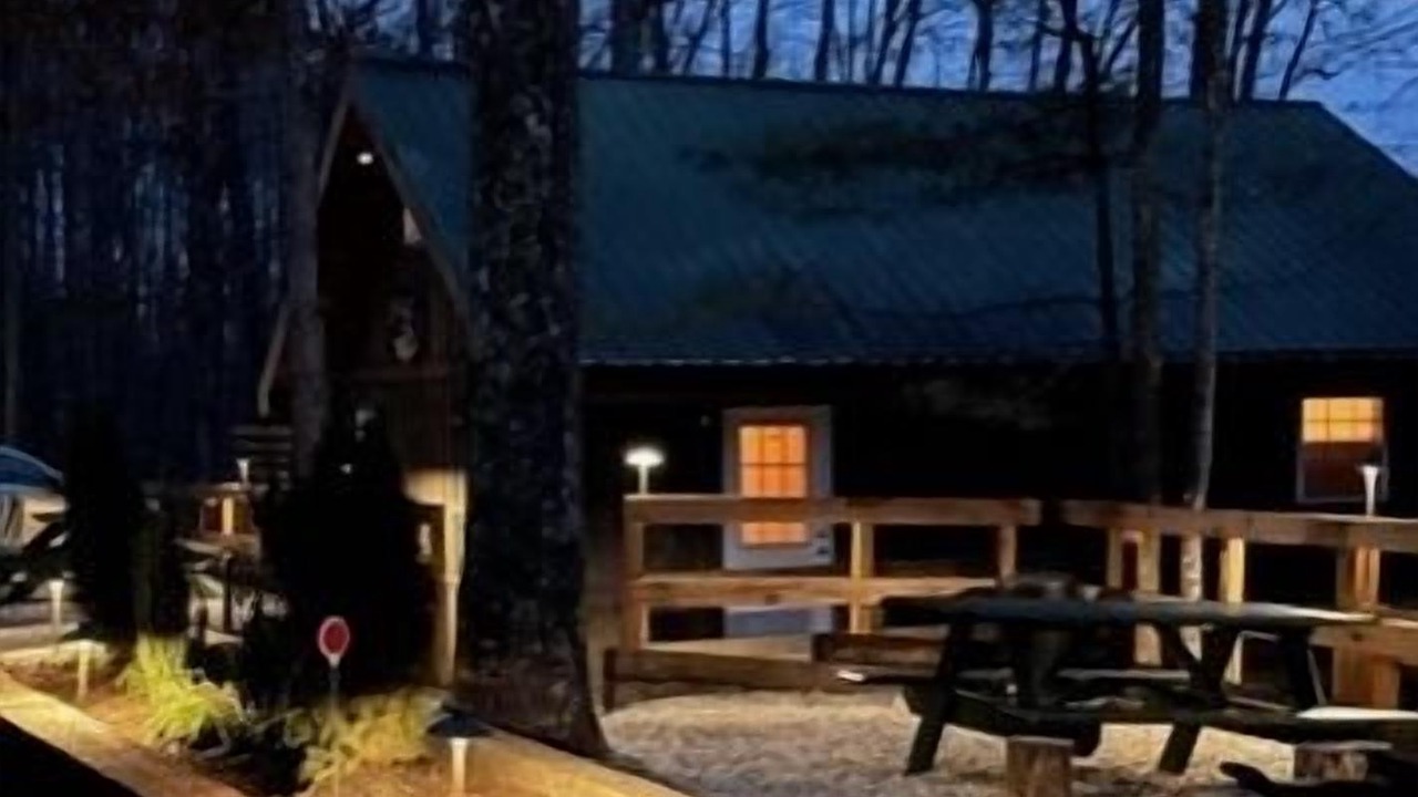 Photo of Outdoor in Zoe