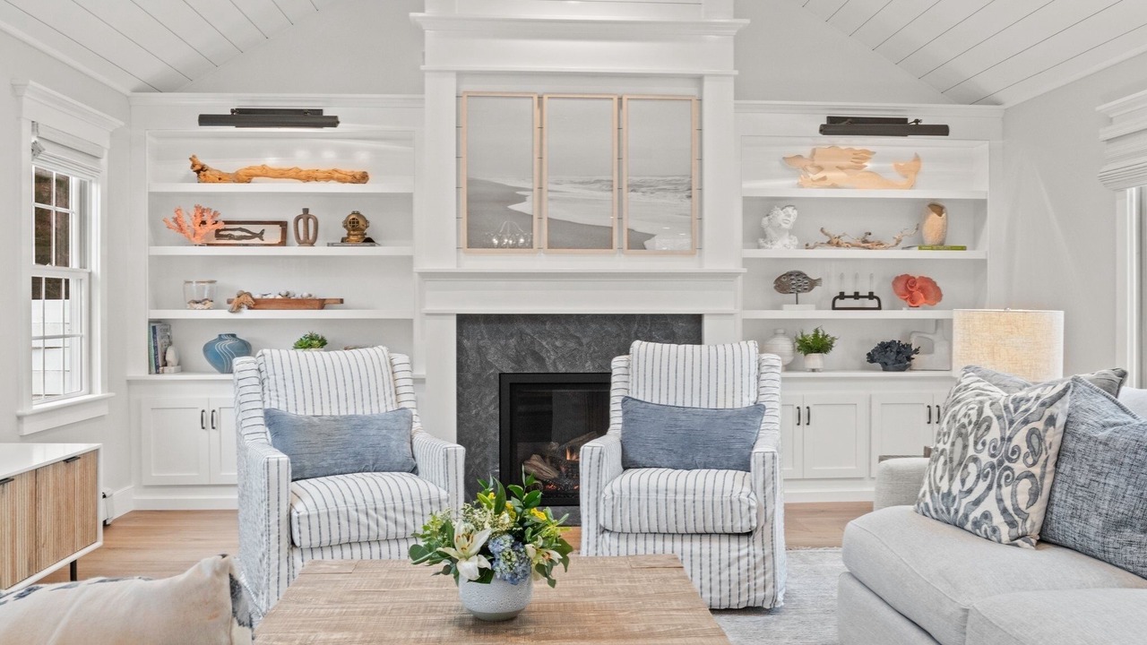 Photo of Livingroom in East Sandwich
