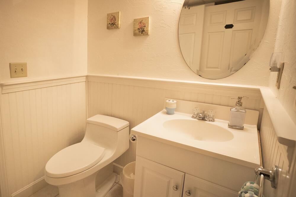 Photo of Bathroom in Truro