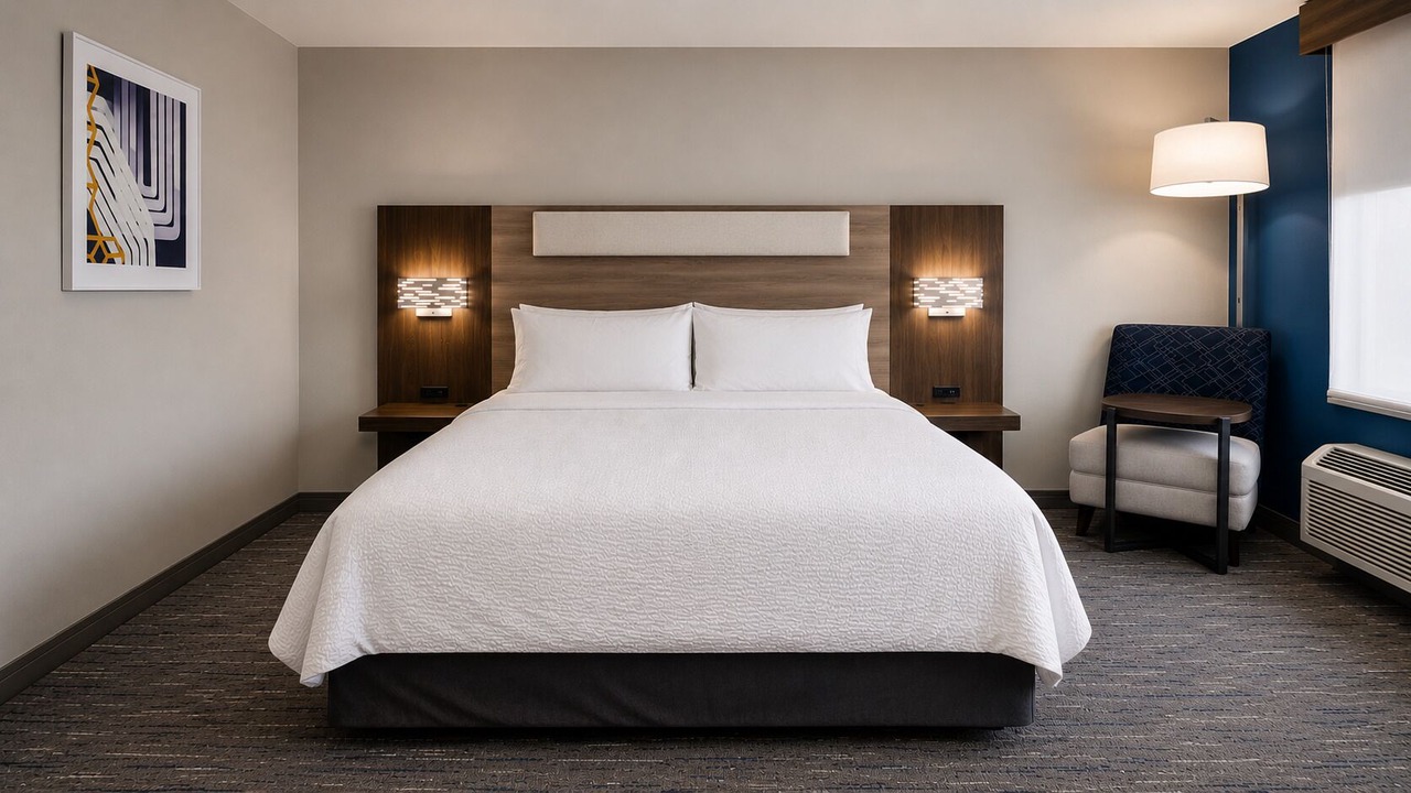 Photo of Bedroom in Woodbury
