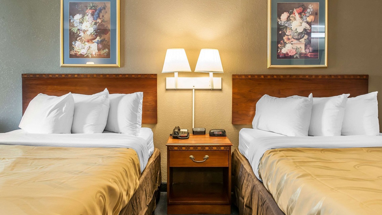 Photo of Bedroom in Lewisport