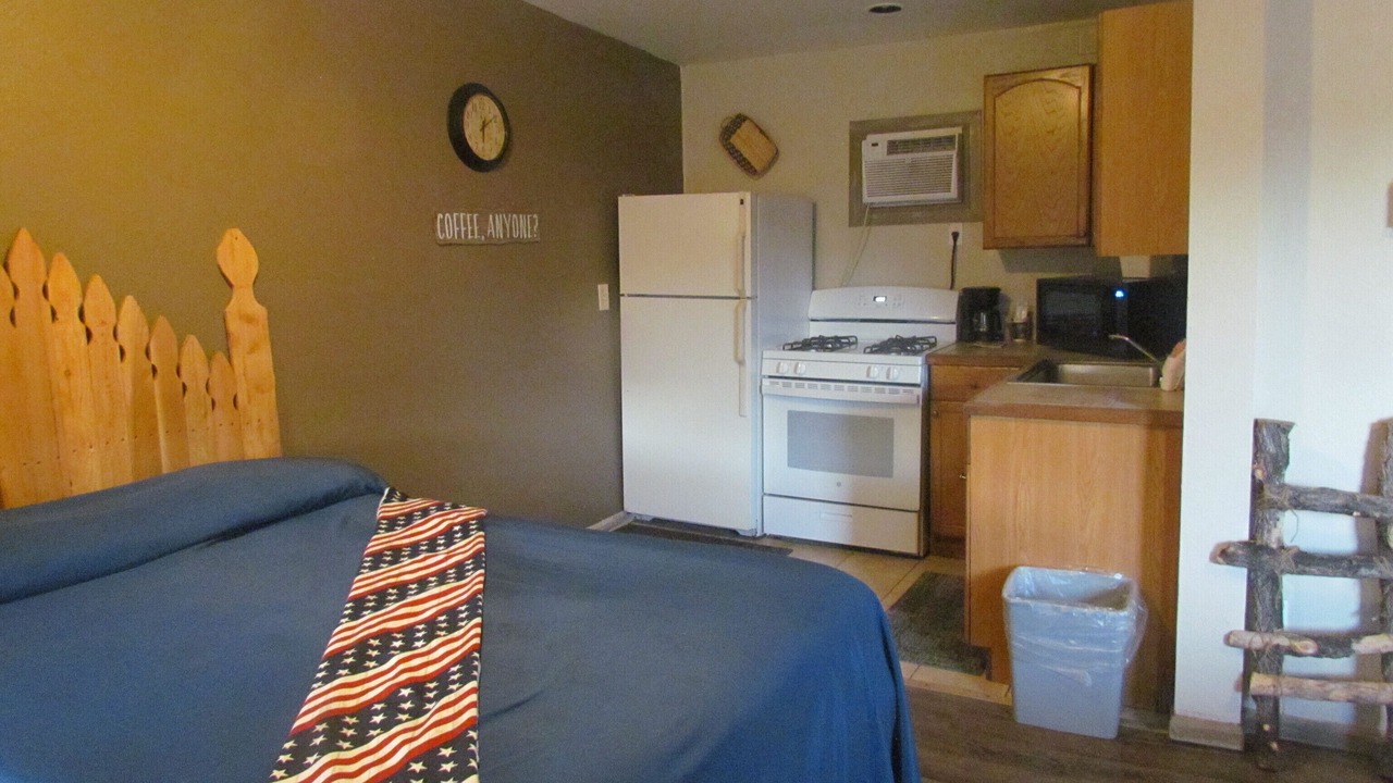 Photo of Bedroom in Central Colorado Springs