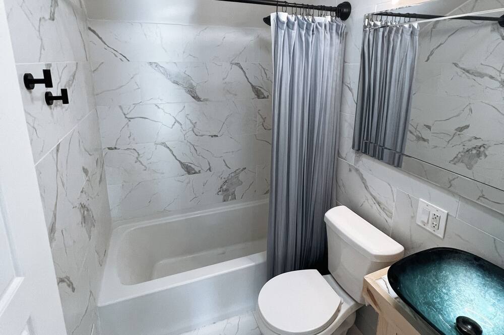 Photo of Bathroom in Athol Springs