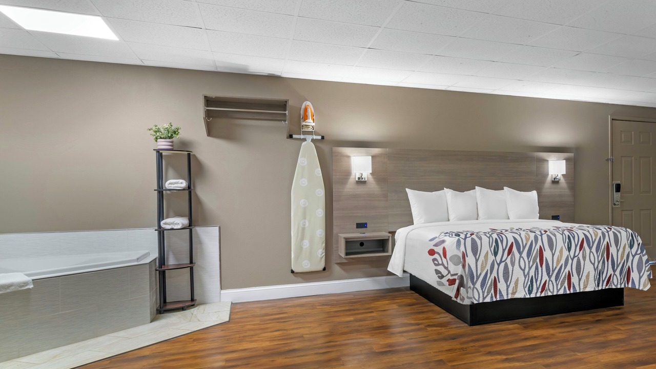 Photo of Bedroom in Swansea