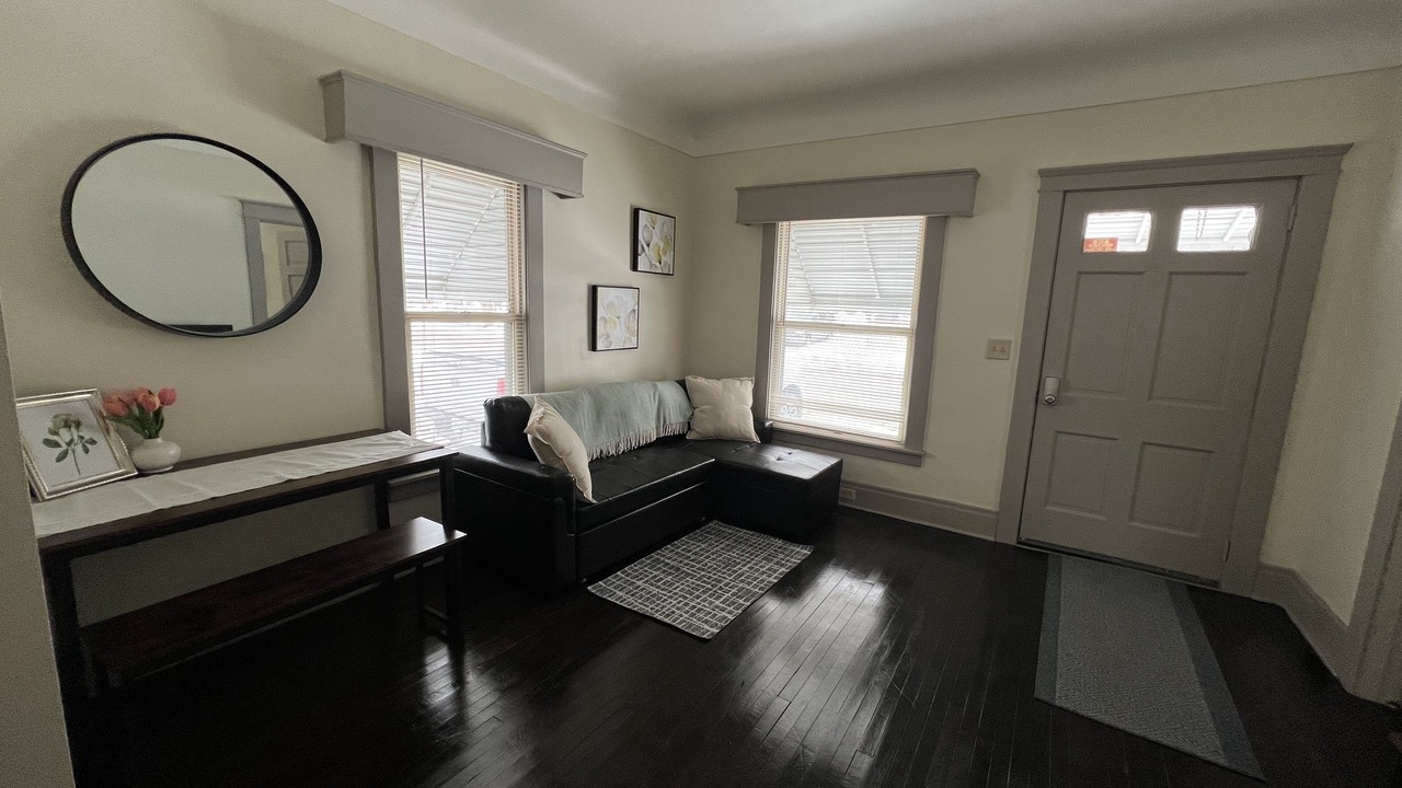 Photo of Livingroom in Saginaw