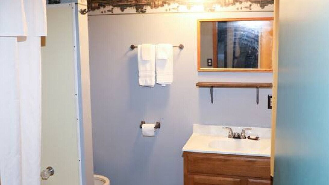 Photo of Bathroom in International Falls