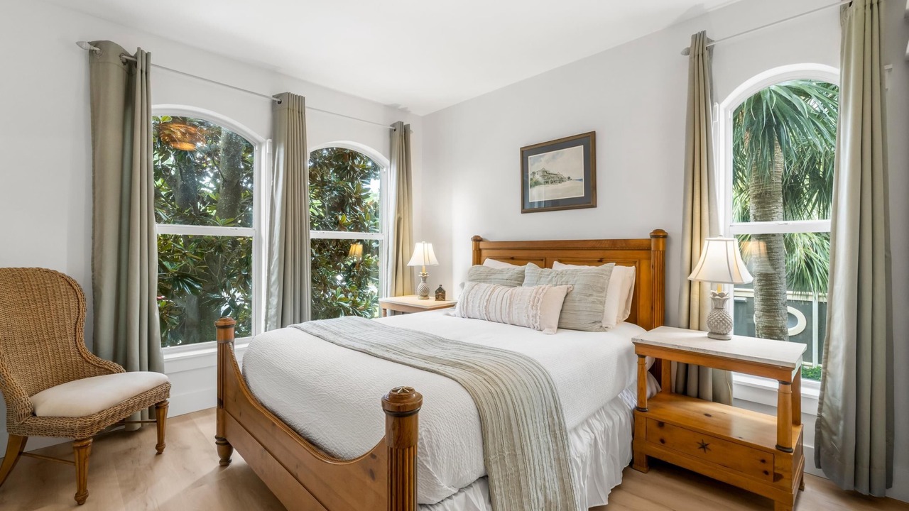 Photo of Bedroom in Seagrove Beach