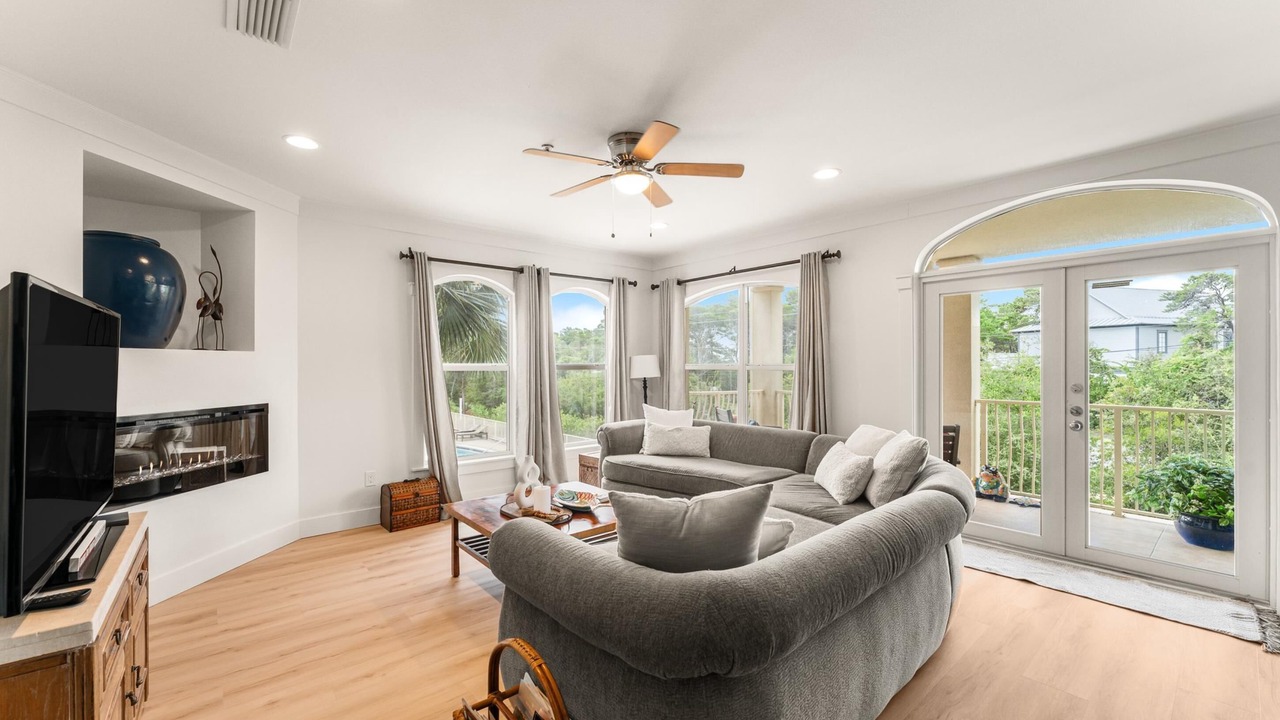 Photo of Livingroom in Seagrove Beach