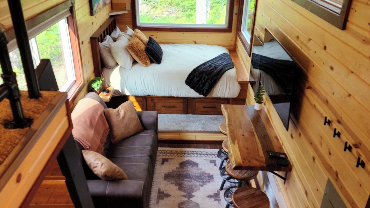 Photo of Bedroom in Au Train