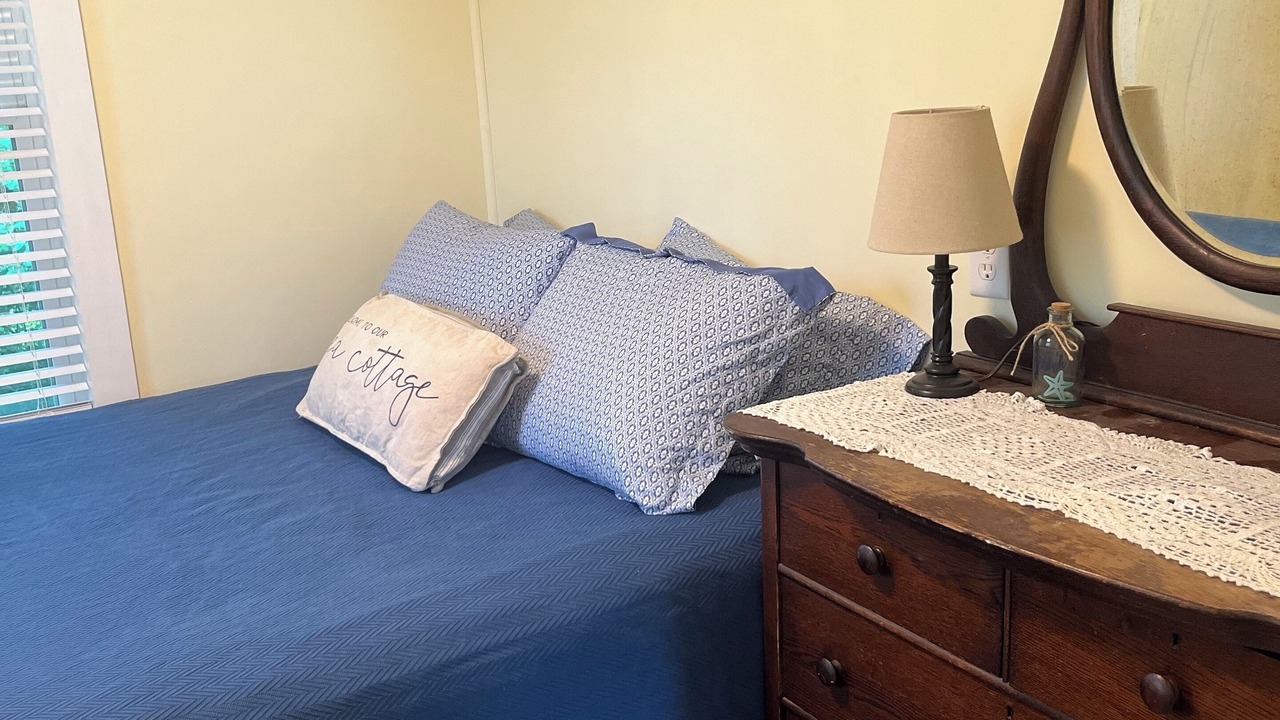 Photo of Bedroom in West Yarmouth