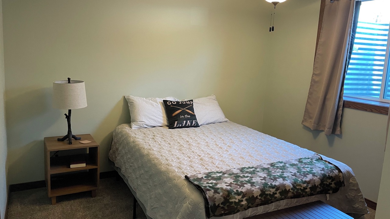 Photo of Bedroom in Hamlin County