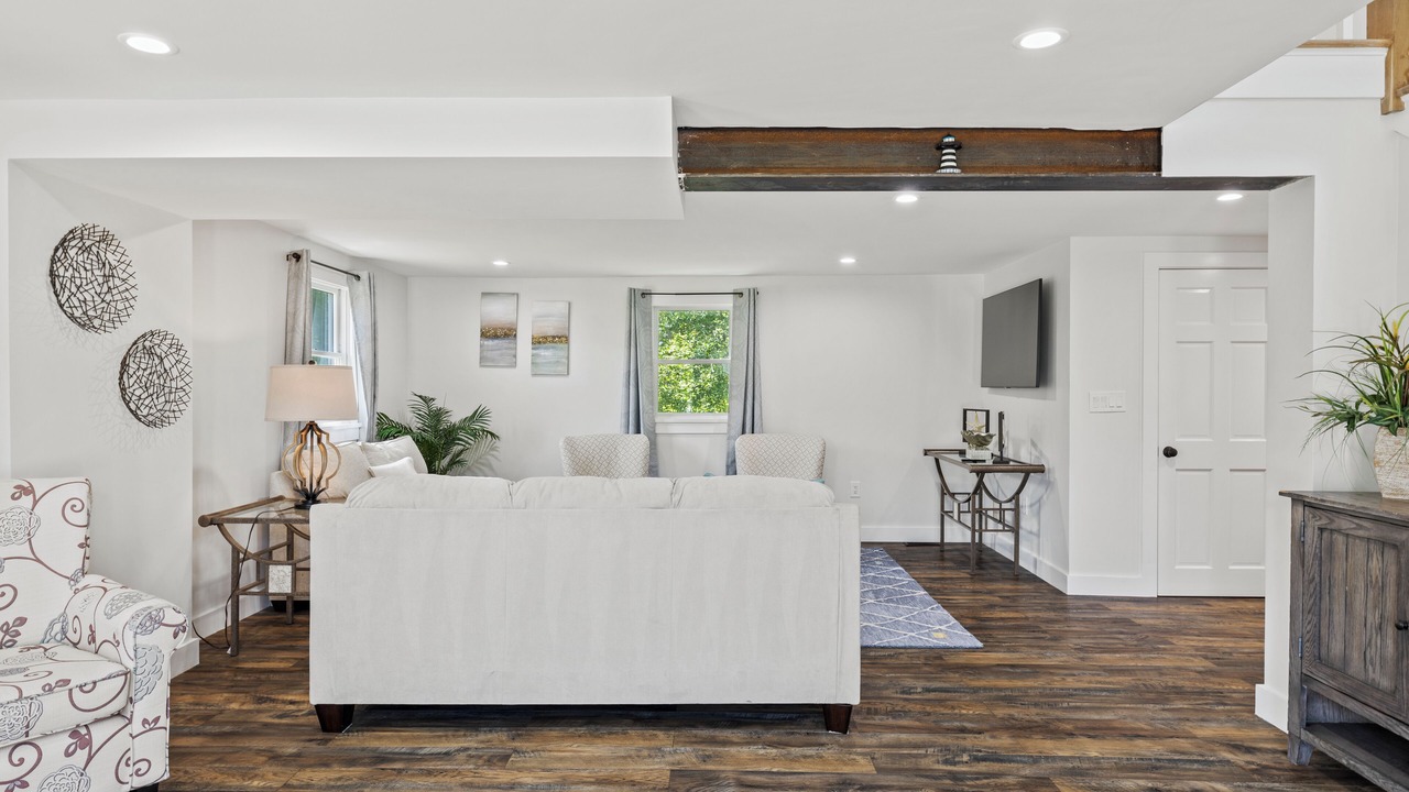 Photo of Livingroom in Falmouth