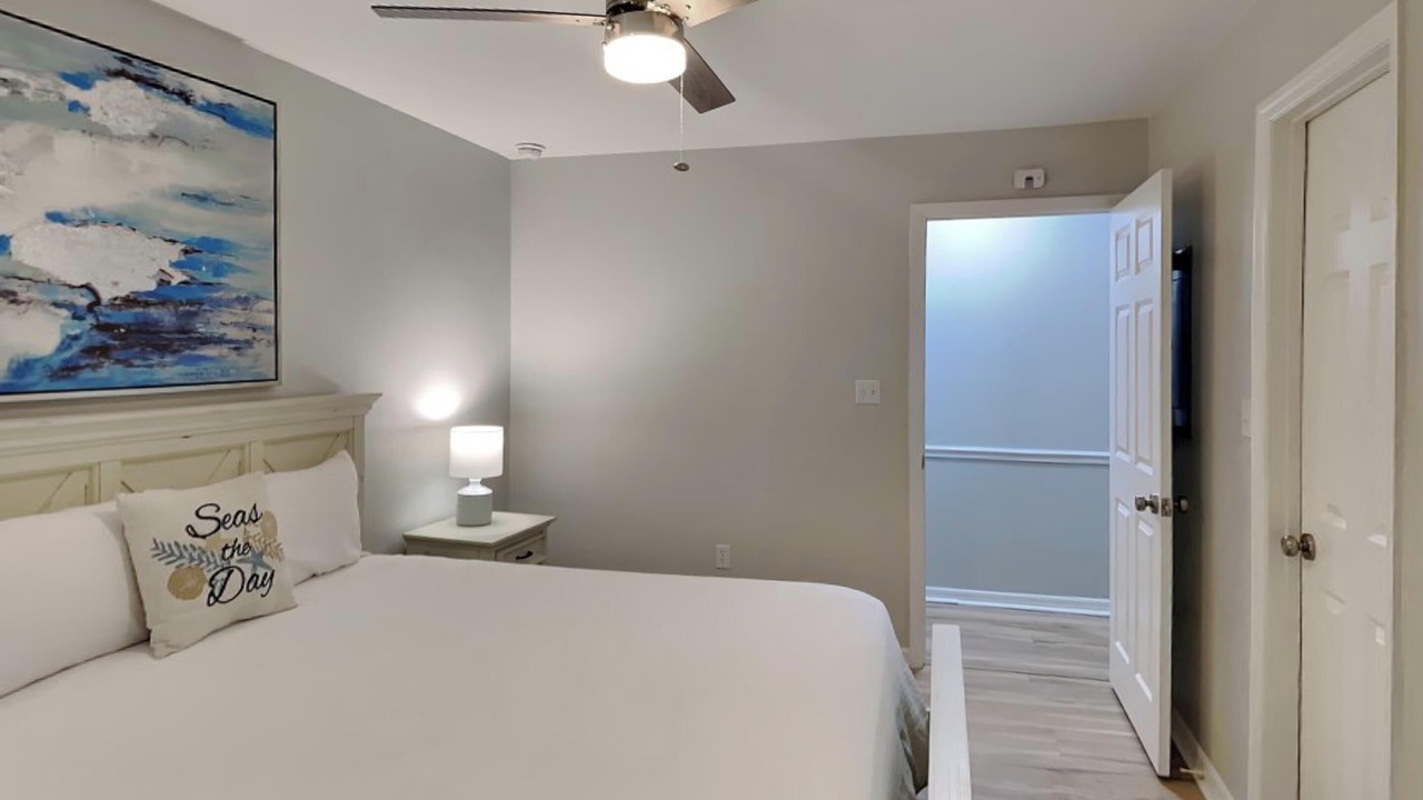 Photo of Bedroom in Seagrove Beach