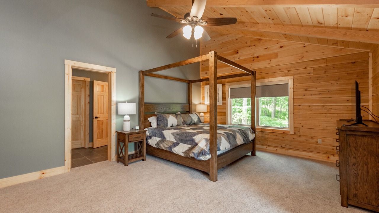 Photo of Bedroom in McHenry
