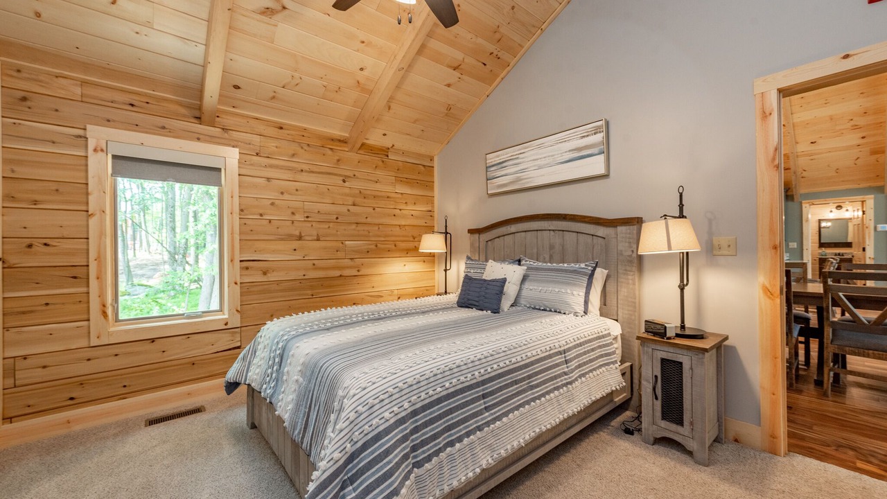 Photo of Bedroom in McHenry