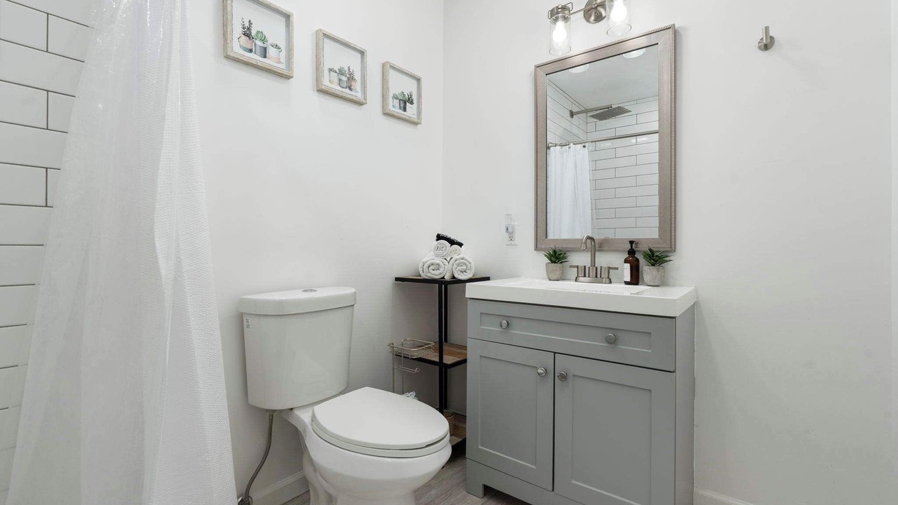 Photo of Bathroom in Village Grove