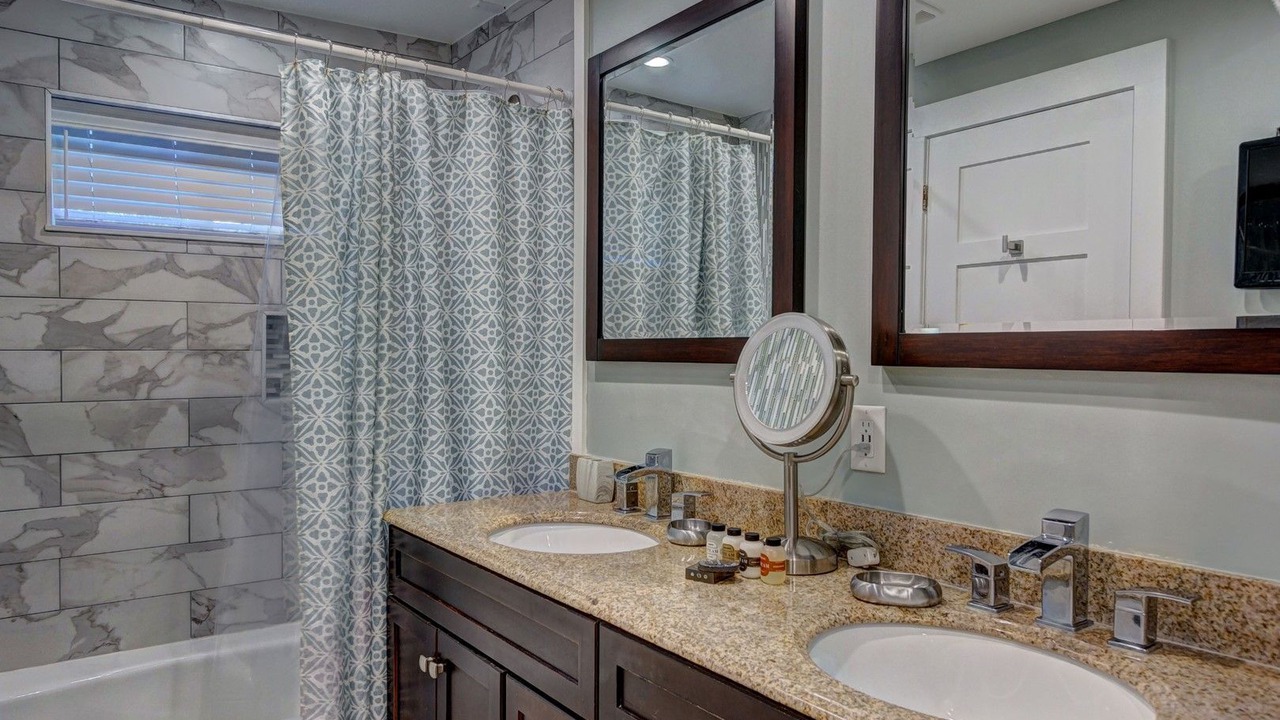 Photo of Bathroom in Seagrove Beach