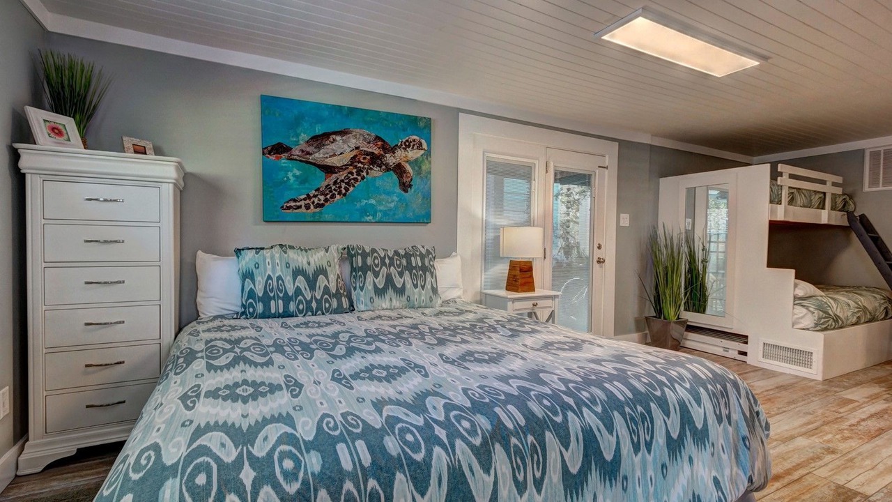 Photo of Bedroom in Seagrove Beach