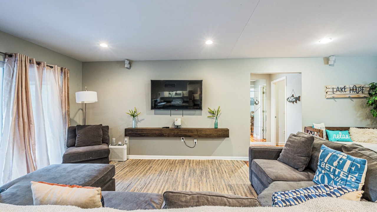 Photo of Livingroom in Penrod