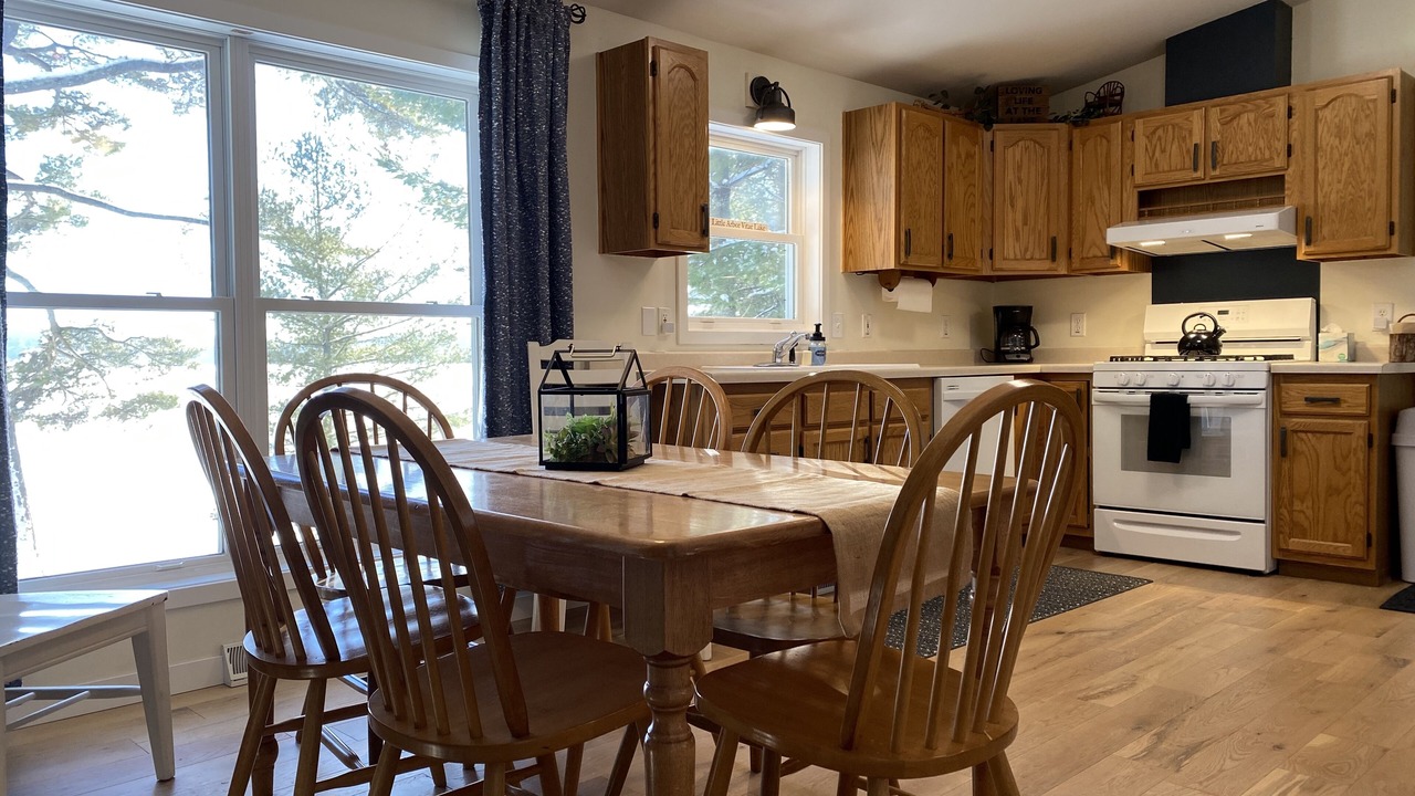 Photo of Kitchen in Arbor Vitae
