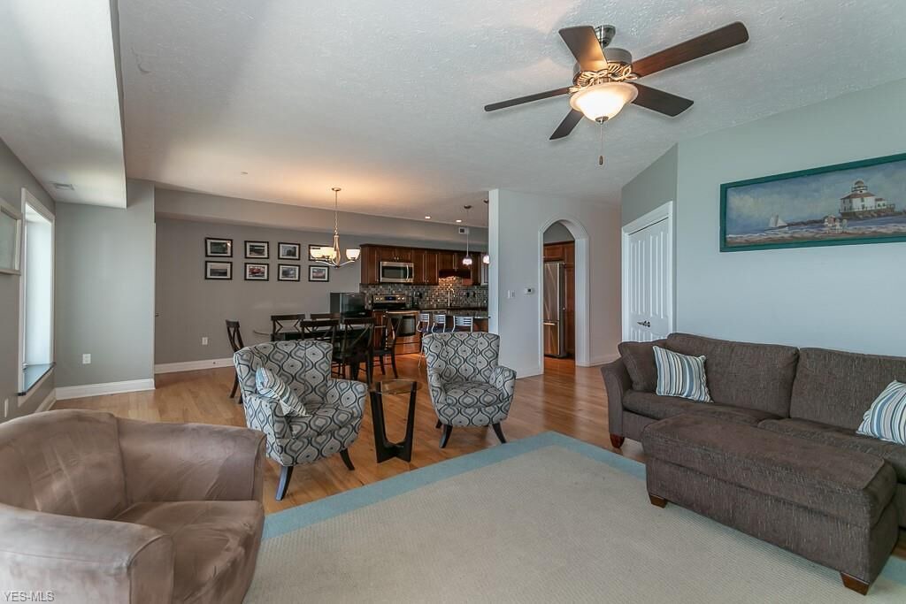 Photo of Livingroom in Geneva-on-the-Lake