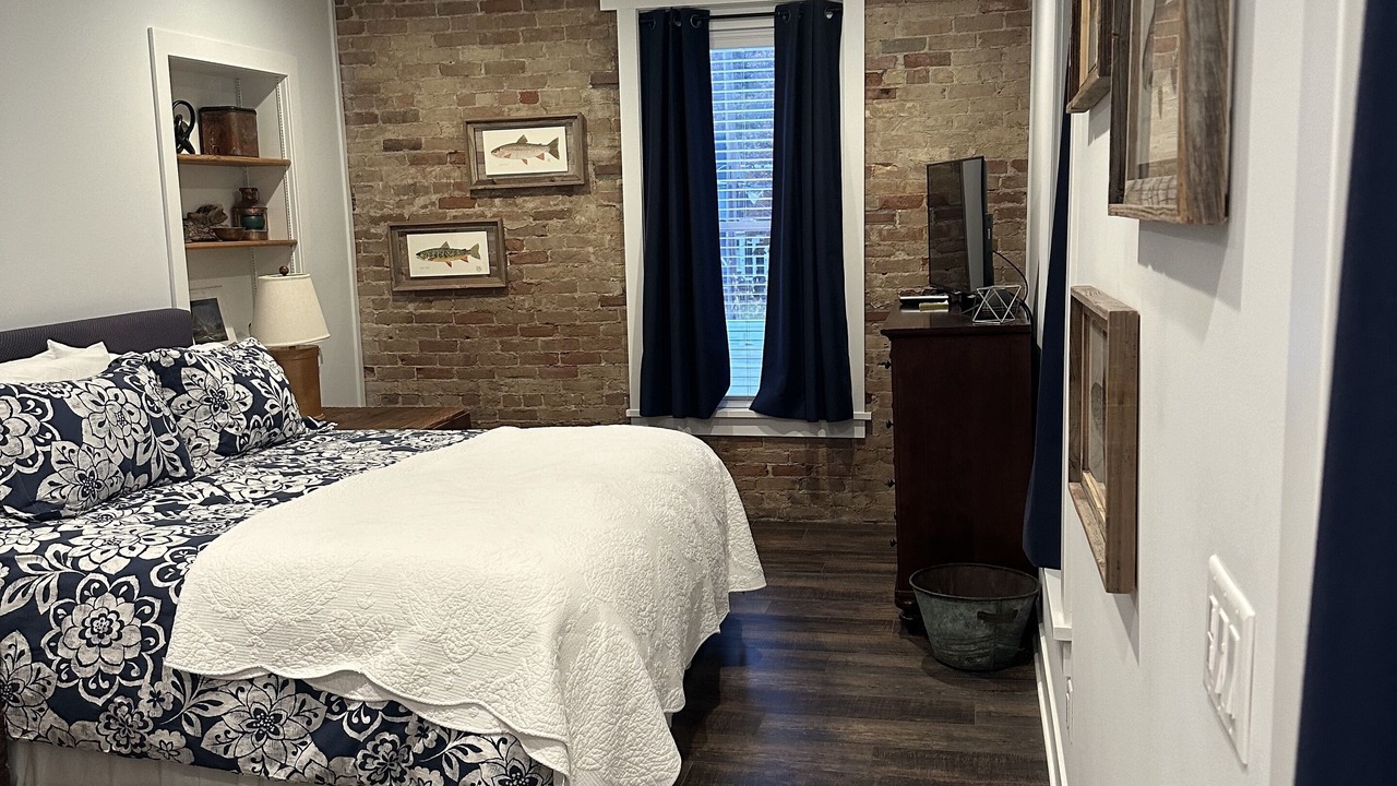 Photo of Bedroom in Frankfort