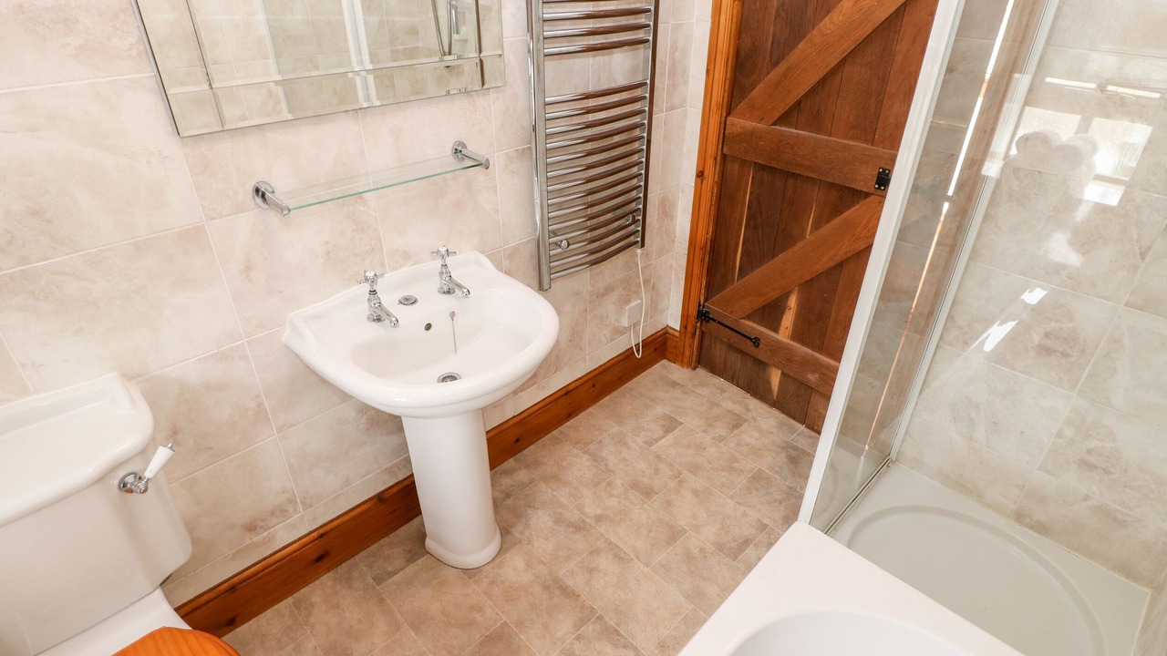 Photo of Bathroom in Wing