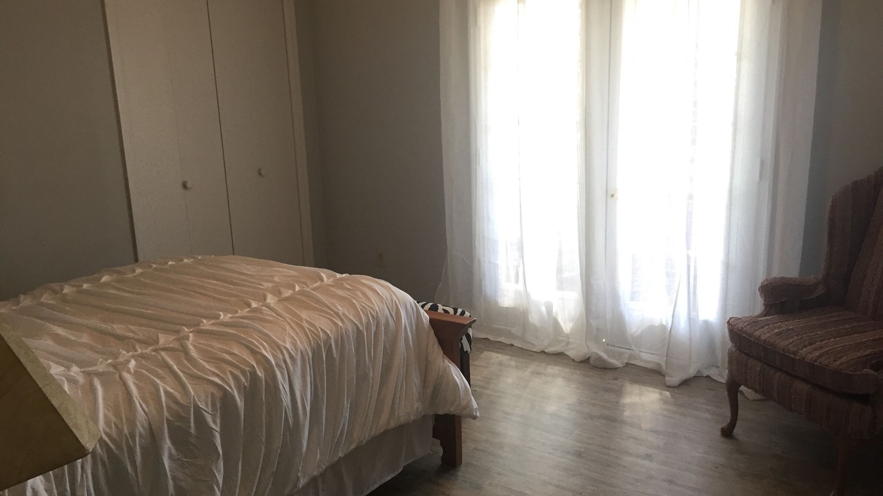 Photo of Bedroom in Maple Mount