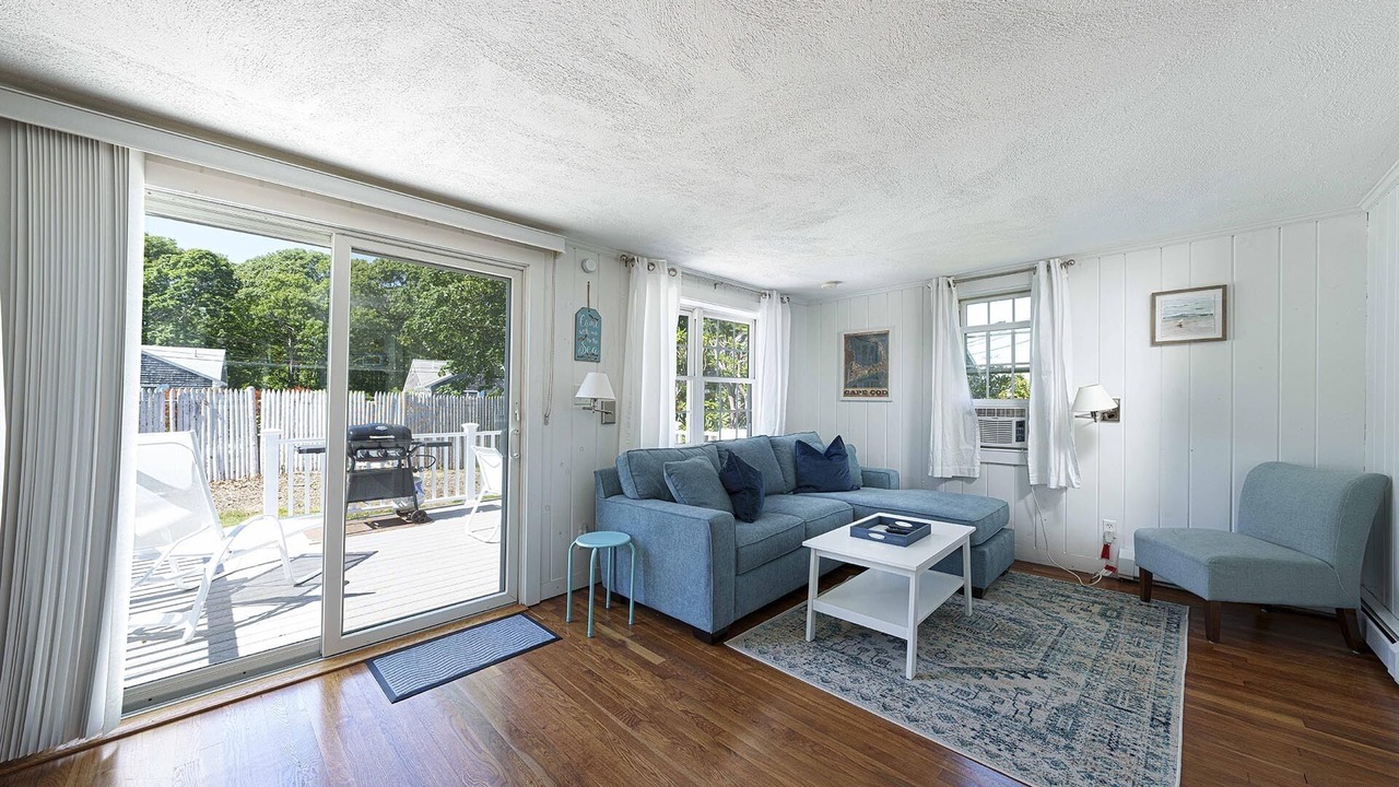 Photo of Livingroom in Hyannis